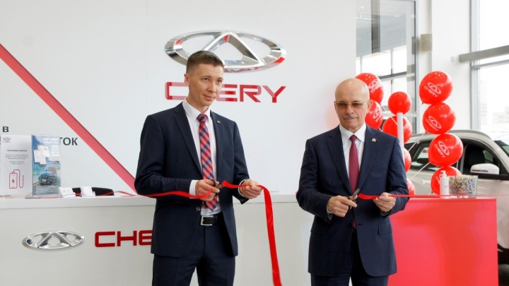 В Красноярске открылся новый официальный дилер китайского автомобильного бренда Chery