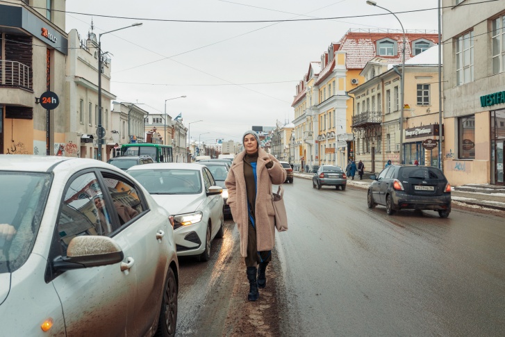 Одна из героинь проекта Одна из героинь проекта