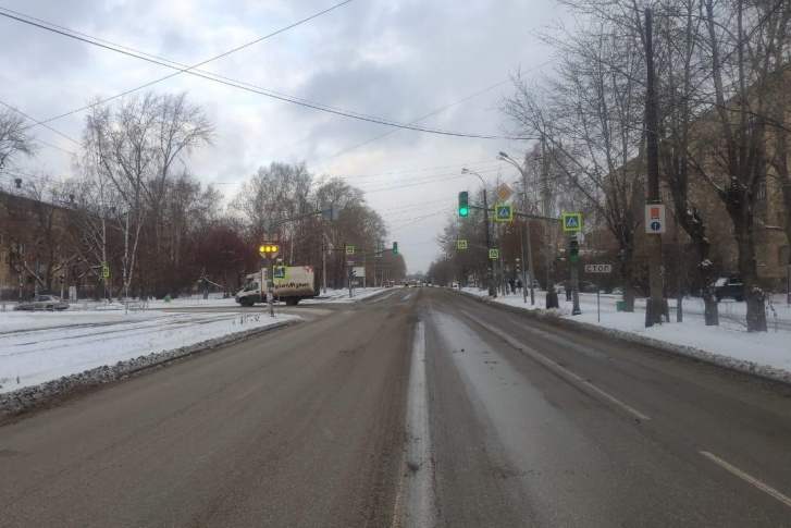 ДТП со школьницей произошло на перекрестке улиц Титова и Ферганской