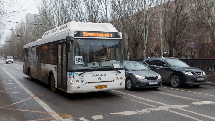 А ведь это мы уже проходили: «Волгоградский автобусный парк» выпустит свои машины на маршрут муниципального перевозчика