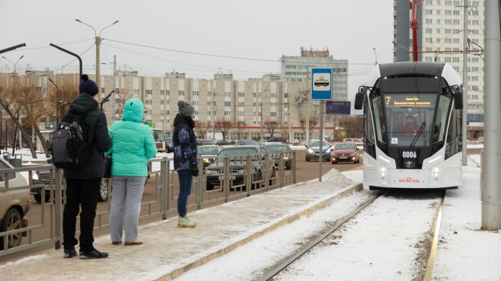 В Красноярске на сутки закроют движение трамваев по Красноярскому рабочему