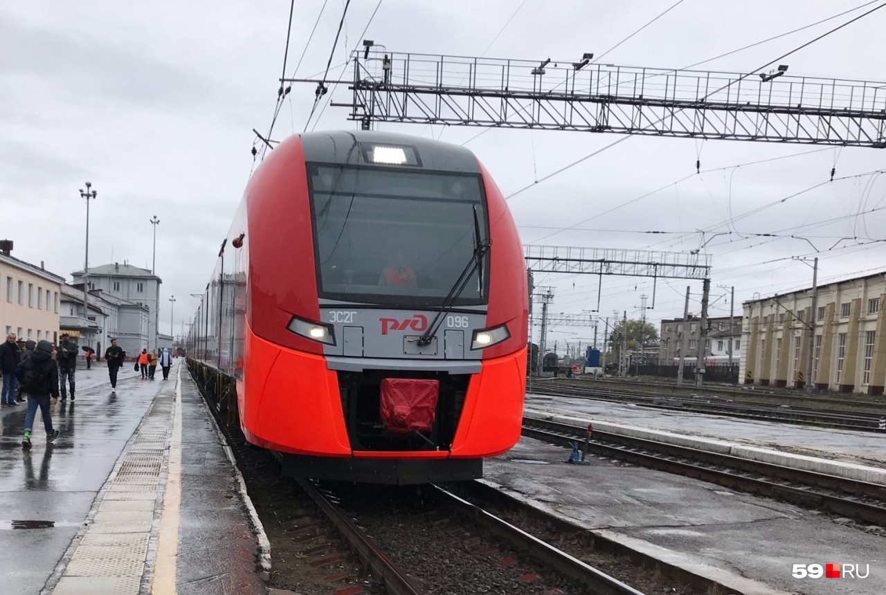 В 2021 году на участке между Пермью-1 и Пермью-2 после долгого перерыва вновь начали ходить электрички В 2021 году на участке между Пермью-1 и Пермью-2 после долгого перерыва вновь начали ходить электрички