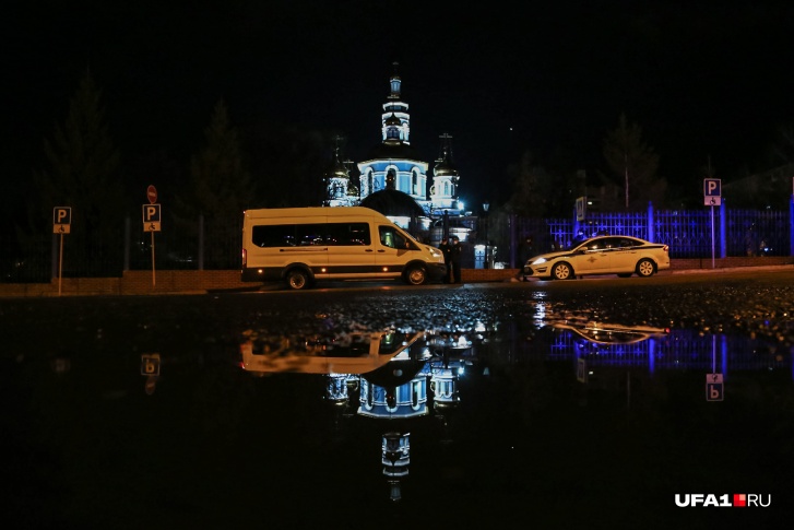 Движение возле храма Рождества Богородицы станет односторонним Движение возле храма Рождества Богородицы станет односторонним