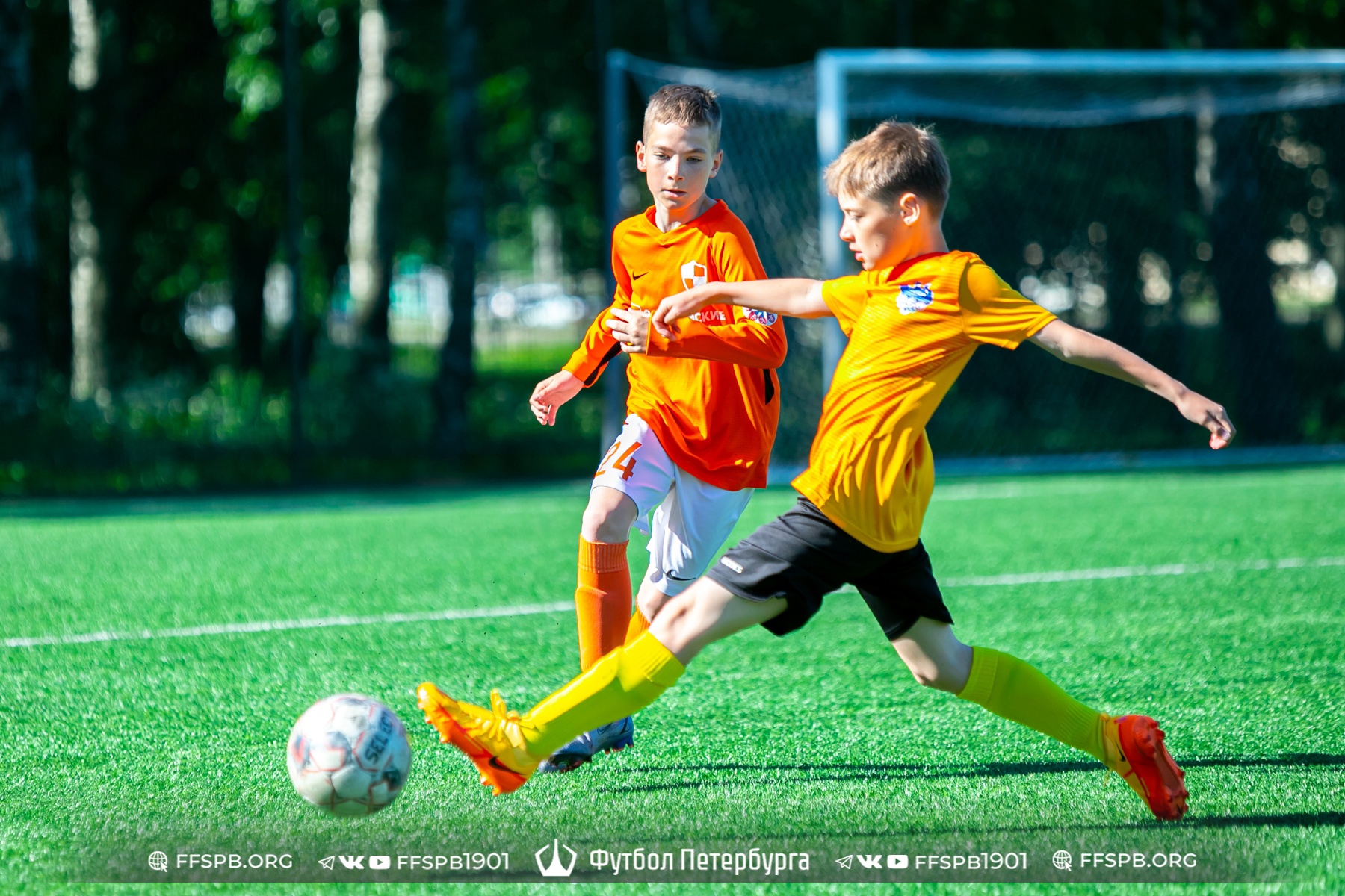 Peter soccer yesterday. Футбол Петербурга. Выборжанин футбол. Питер футбол. Футбол дети.