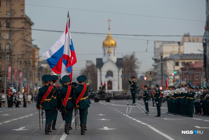 В честь Дня Победы салюты прогремят на набережной и площади Ленина