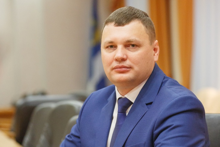 До этого Сорокин работал в городском департаменте дорожной инфраструктуры и транспорта До этого Сорокин работал в городском департаменте дорожной инфраструктуры и транспорта