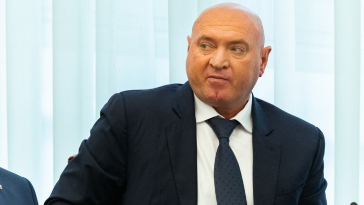 В защиту депутата Сергея Натарова однопартийцы собирают подписи