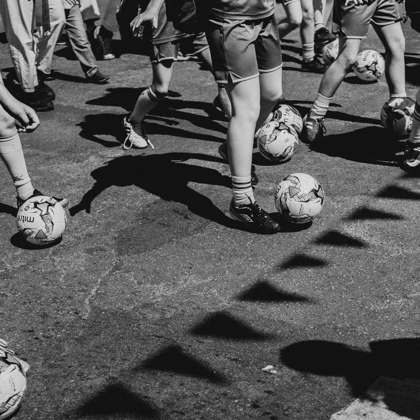 Футболисты демонстрировали искусство управления мячом