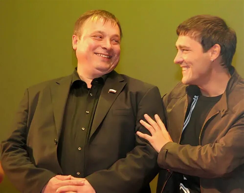 Бывший продюсер «Ласкового мая» Андрей Разин и Юрий Шатунов Бывший продюсер «Ласкового мая» Андрей Разин и Юрий Шатунов