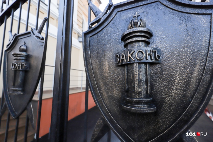 Прокуратура выявила нарушения при строительстве домов для детей-сирот в Шелехове, а СК возбудил уголовное дело Прокуратура выявила нарушения при строительстве домов для детей-сирот в Шелехове, а СК возбудил уголовное дело