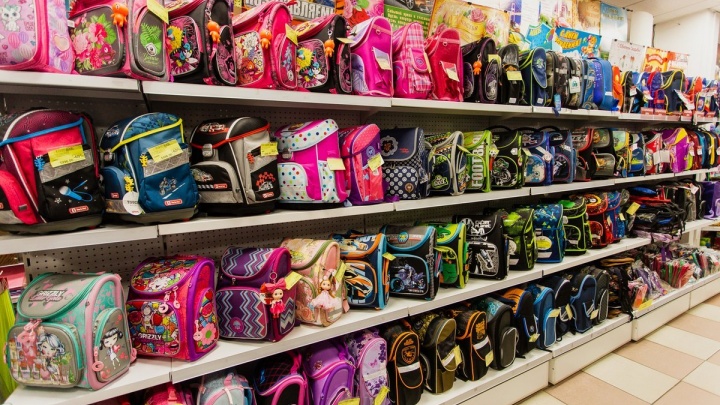 Распродажа рюкзаков и ранцев со скидками до 50% продолжается — «Глобус маркет» в Чите