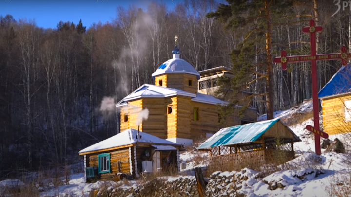 Зимний день в Чикойском Иоанно-Предтеченском монастыре