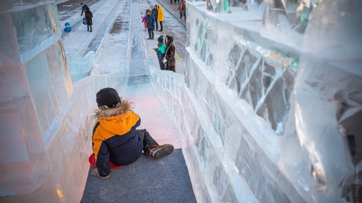 Ледовый городок на площади Ленина в Чите начнут сносить 23 февраля – прокат коньков закрыт