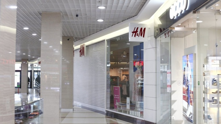 Магазин H&amp;M не открылся утром 3 марта в иркутском ТЦ «Модный квартал»