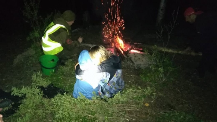 Добровольцы вывели из леса заблудившуюся семью с 9-летним ребёнком в Забайкалье