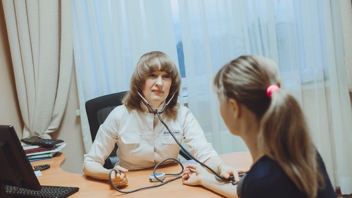 Цены на процедуры для педагогов снизились на 2,9 тыс. руб. в «Академии Здоровья» в Чите