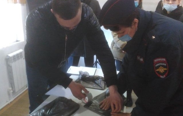 Иркутский штаб Навального заявил об обысках и изъятии листовок