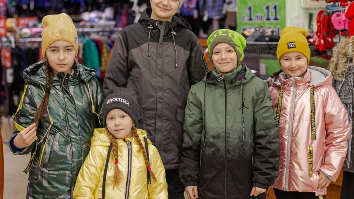 Детские весенние куртки, кофты, шапки появились в магазине «Для самых главных» в Чите