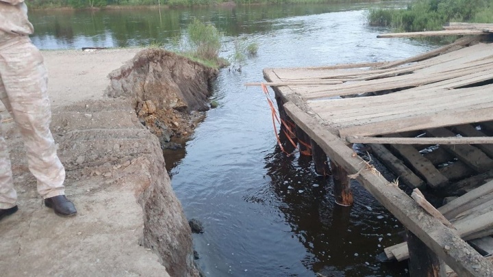 Гурулёв поручил восстановить мост в Петровск-Забайкальском районе до 20 июля