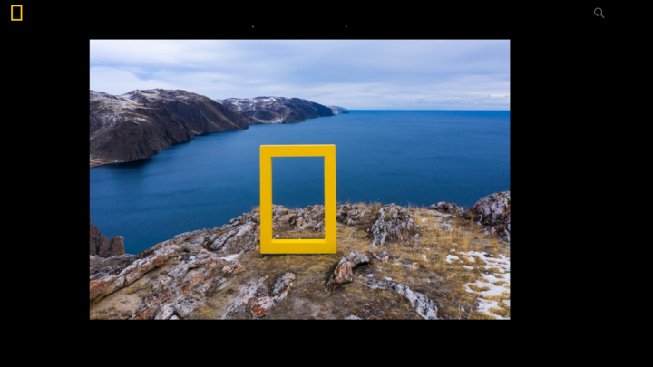 Телеканал National Geographic установил рамку-инсталляцию на Байкале