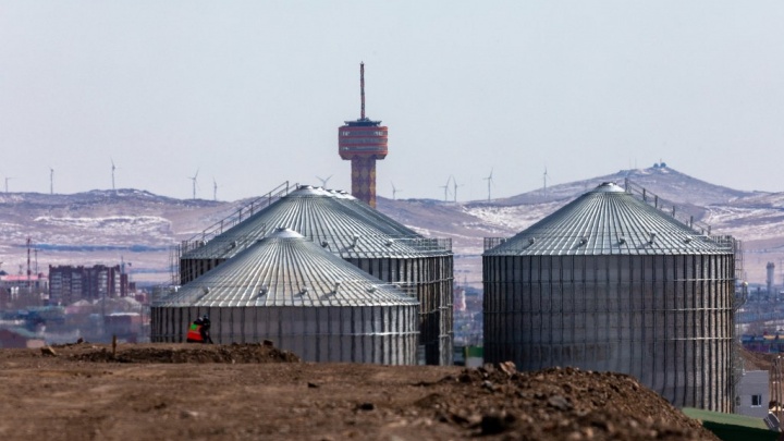 Крупнейший в России терминал для экспорта зерна в Китай построен уже на 75% в Забайкалье