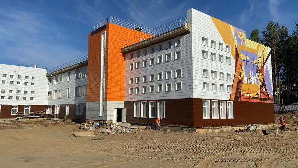 Первую построенную за 30 лет школу в Саянске ввели в эксплуатацию