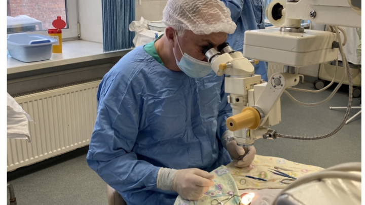 Иркутские хирурги вернули зрение двухмесячной девочке из Якутии