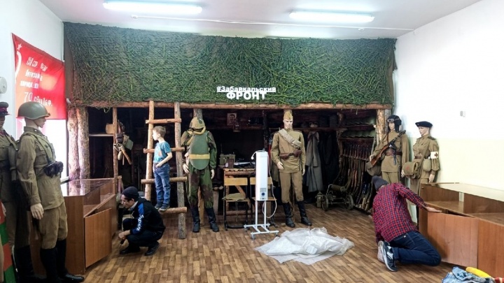 Класс-музей с макетами оружия стран-участниц Второй мировой войны открылся в Чите