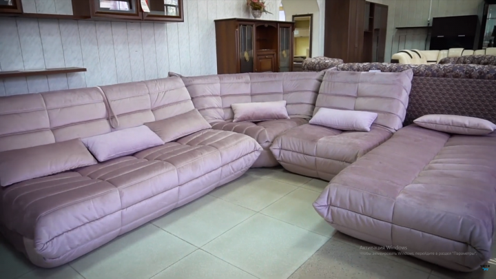 Российские диваны с лаконичным дизайном и стойкими тканями появились в «Евромебели» в Чите