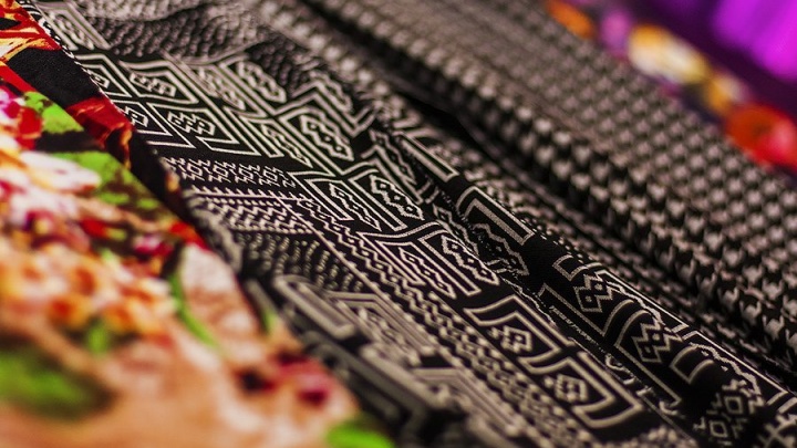 Новые ткани для пошива повседневной одежды и новогодних нарядов поступили в «Меланж»