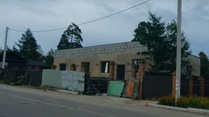 Роспотребнадзор не может проверить, законно ли строительство морга в жилом секторе Читы