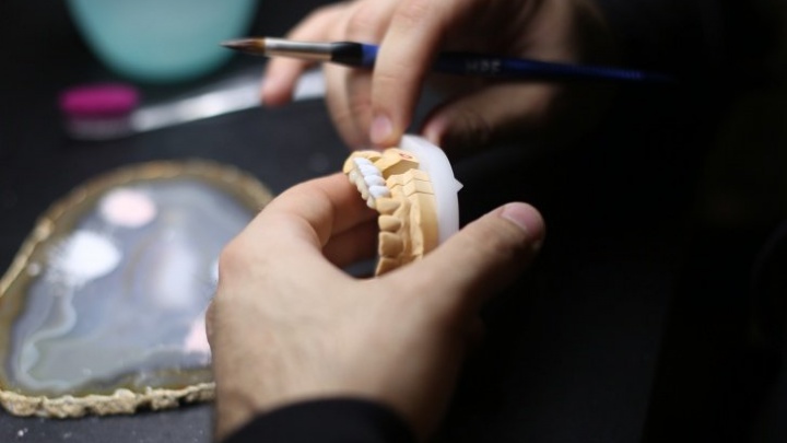 Как стоматология изменится из-за санкций — от роста цен до дефицита материалов