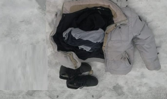 Оставленную одежду и обувь нашли на берегу Ангары в Иркутске