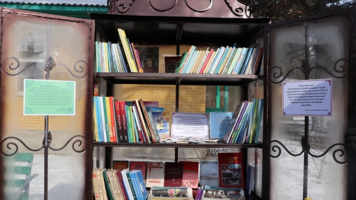 Шкаф с книгами на бурятском языке установили в Читинском дацане