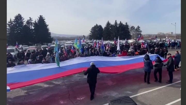 Автопробег в поддержку Путина и военных на Украине прошёл в Чите