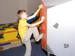 Единственный в Сибири детский скалодром откроется в «Лукоморье»