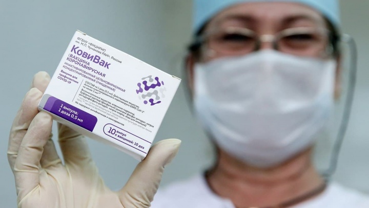 Подростков начнут прививать от коронавируса в сентябре — Лукьянов