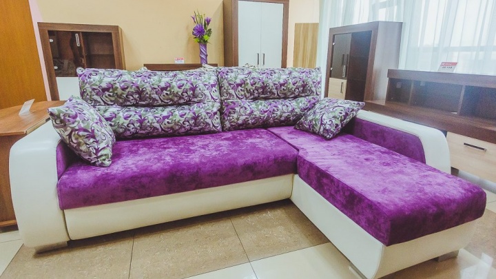 Забайкальцы смогут купить диваны за 9 990 рублей по акции в мебельных салонах «Карина»