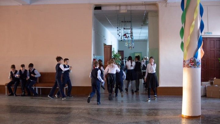 Где детей больше — ТОП-10 самых переполненных школ Иркутска
