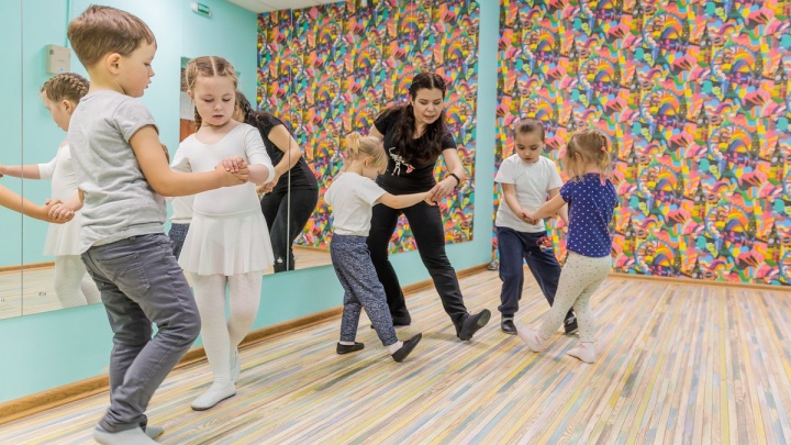 Мультипликацию, йогу и актёрское мастерство попробуют дети на каникулах в Children’s club