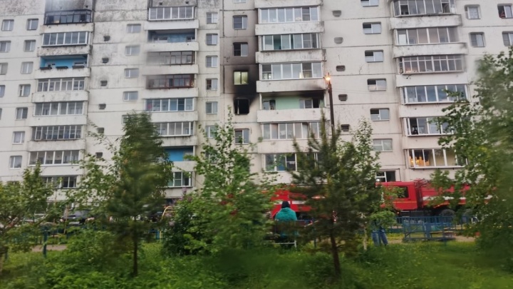 Пожар произошёл в многоквартирном доме в иркутском мкр. Зелёный утром 15 июня
