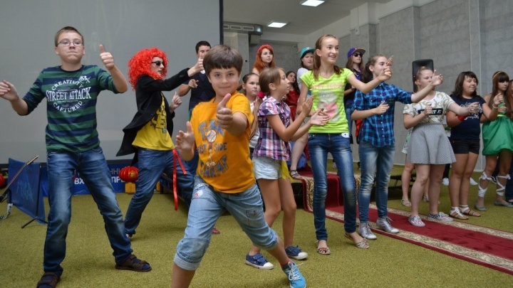 «Мегаполис» в Чите открыл набор детей на летнюю смену с углубленным изучением английского