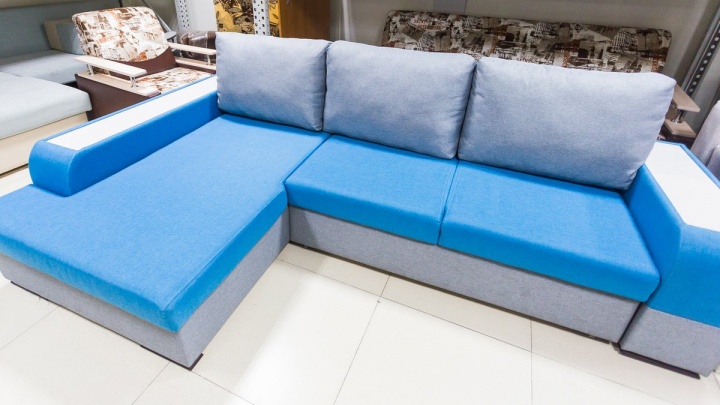 Скидки до 50% на диваны запустил салон «Мебель+» в Чите
