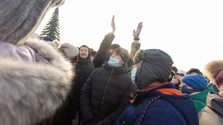 Читинцы вышли на площадь в поддержку Навального