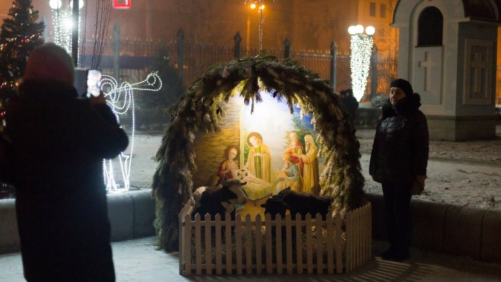 Общественный транспорт в Чите развезёт верующих из собора в Рождественскую ночь