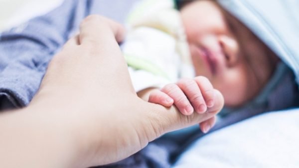 Опрос о мерах, которые влияют на решение рожать детей, запустило минсоцзащиты Забайкалья