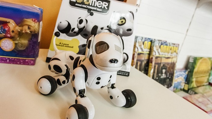 Магазин игрушек «Джем» объявил конкурс на лучшую поделку робота