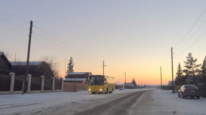 Школьный автобус в Домне возит только детей из отдалённых микрорайонов — минобр