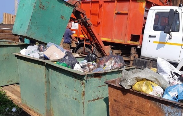 17 тонн мусора от туристов вывезли с Ольхона в июле