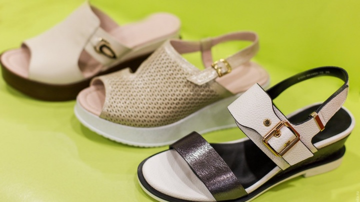 Новые босоножки, шлёпки и сандали поступили в сеть Vallenssia в Чите